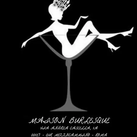 Maison Burlesque Bed & Breakfast *