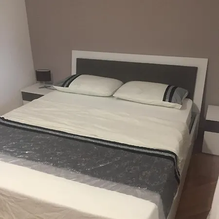 Maison Burlesque B&B *